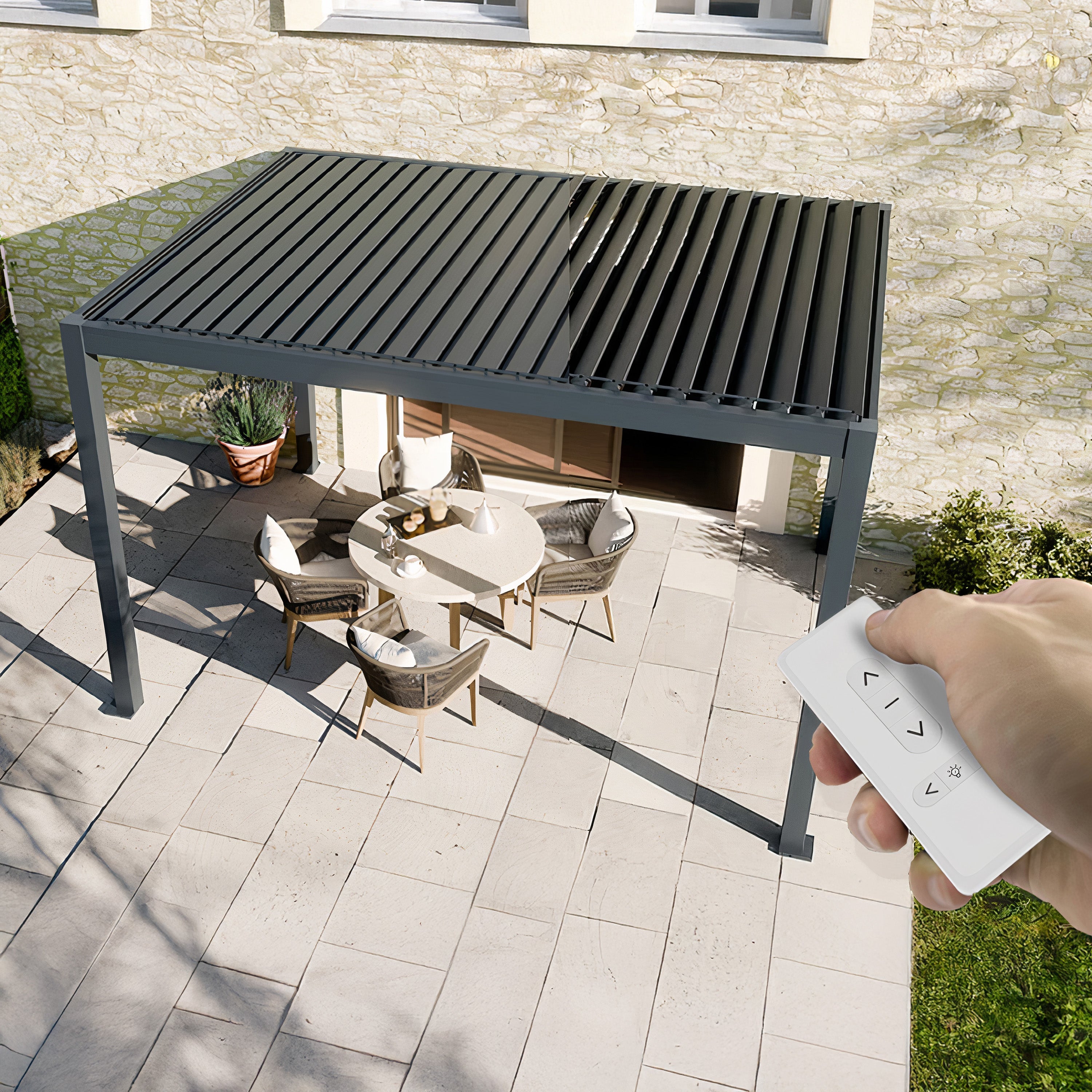 pergola-bioclimatique-STELLAR-telecommande-lames_.jpg