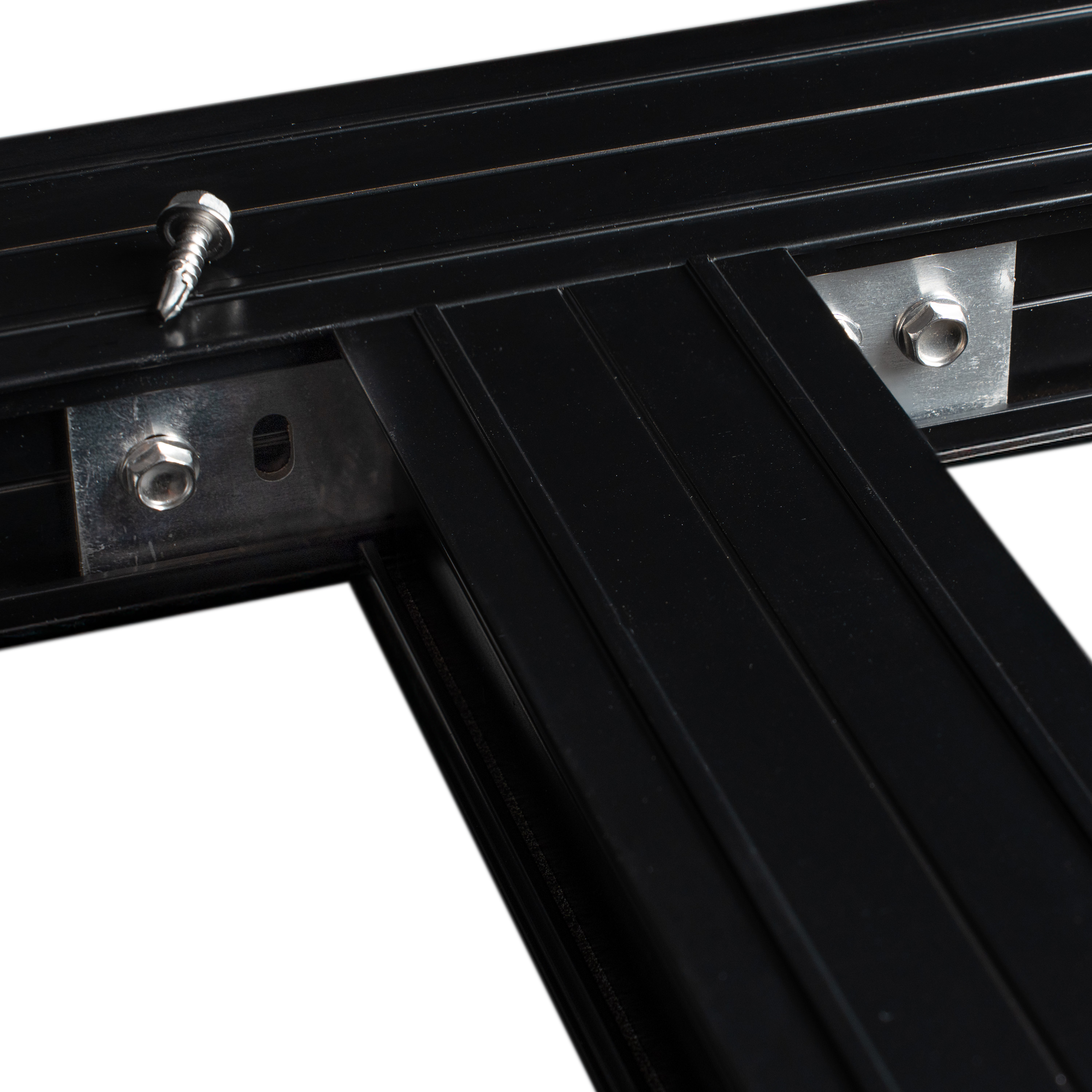 m-structural-vis-inox-4-8x16mm-100pcs_ambiance-1.png