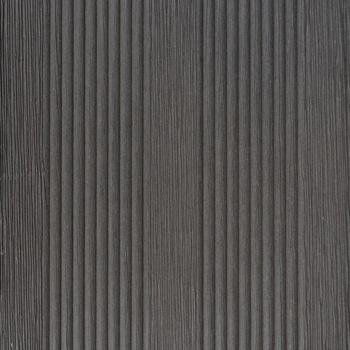 Listone decking composito antracite 22x145 mm, stile moderno e pratico
