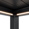 Éclairage LED orange pour pergola moderne, ambiance chaleureuse et élégante