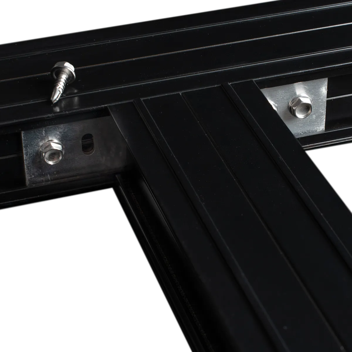 m-structural-vis-inox-4-8x16mm-100pcs_ambiance-1.jpg
