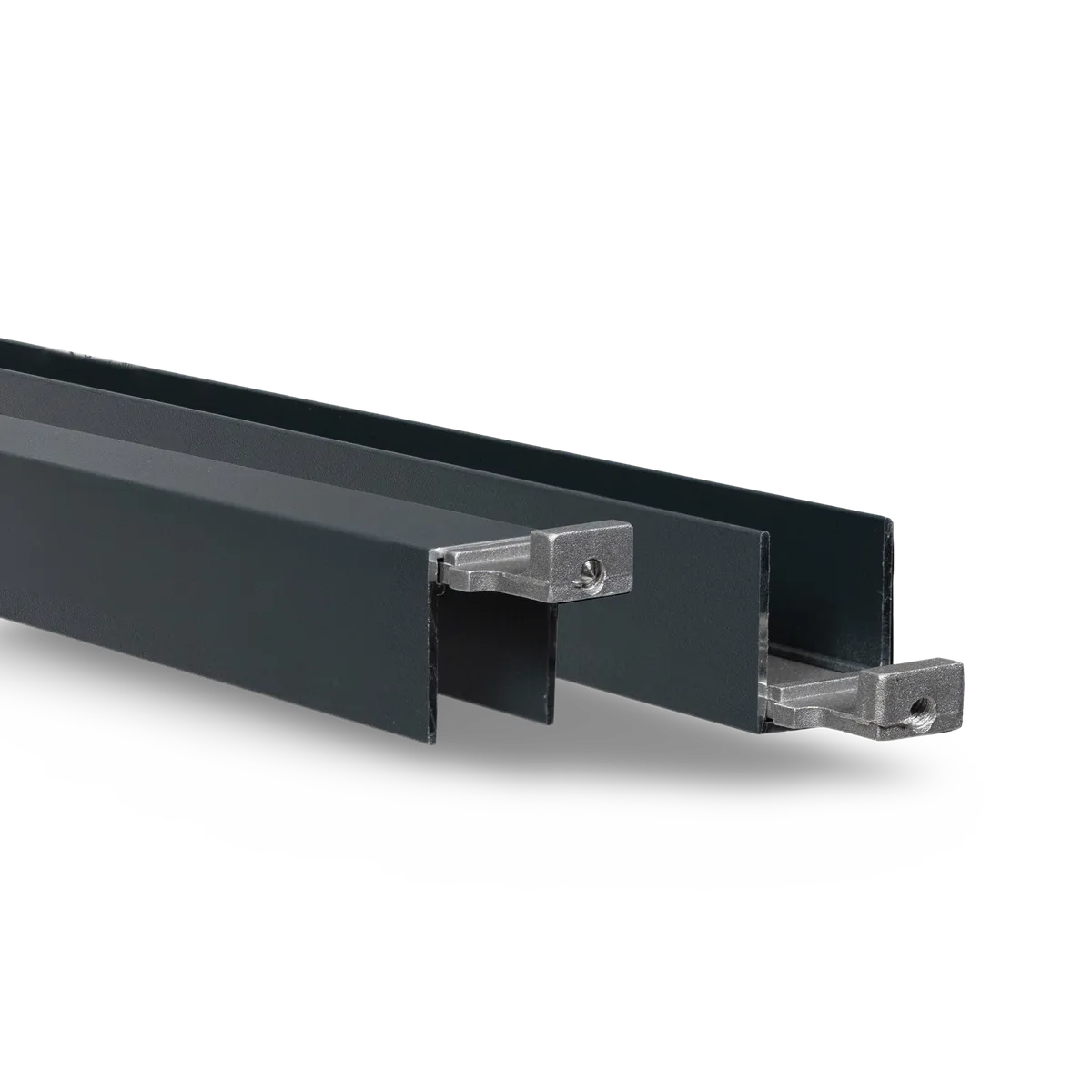 Conectores de aluminio RAL 7016 para lamas de revestimiento, vista recortada